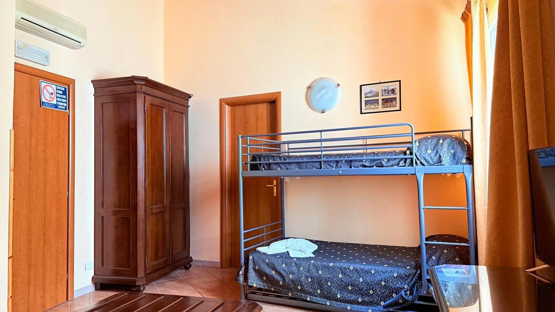 Hotel Archimede Ortigia シラクーサ