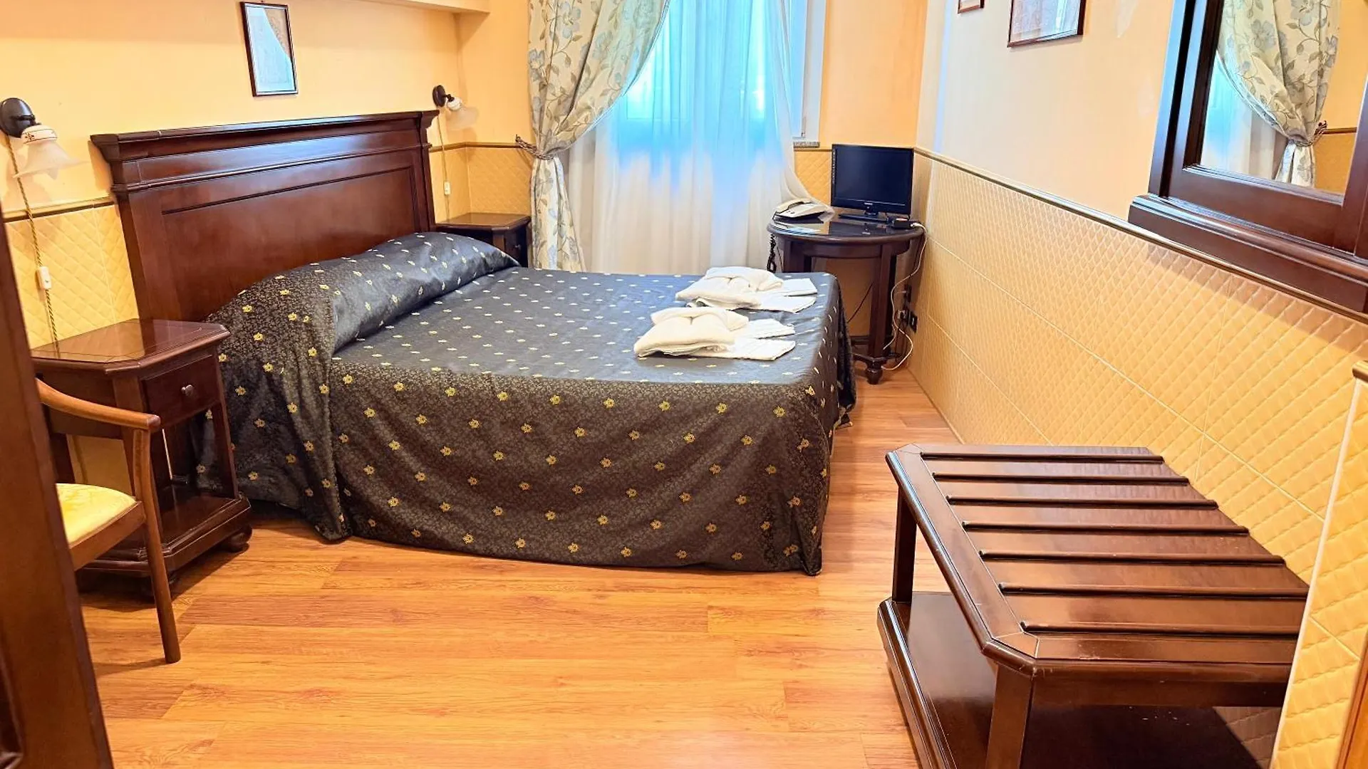 Hotel Archimede Ortigia シラクーサ
